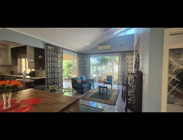 4 BEDROOM SIMPLEX FOR SALE IN KINDLEWOOD ESTATE
